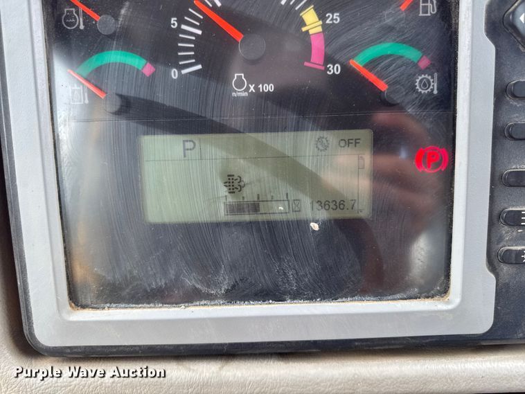 image for item ED1484 2014 Caterpillar D6T LGP dozer