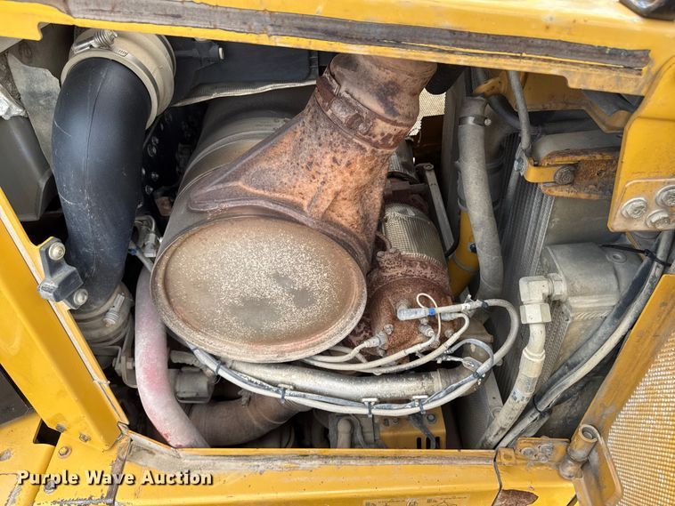 image for item ED1484 2014 Caterpillar D6T LGP dozer