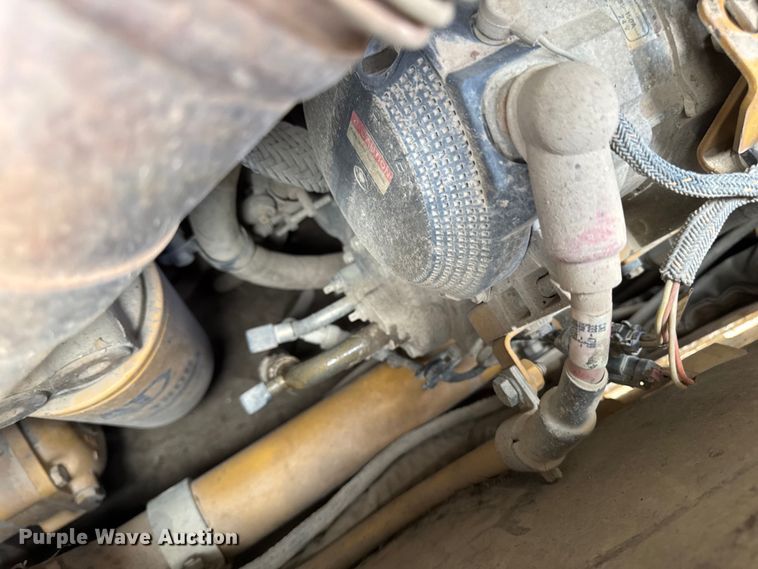 image for item ED1484 2014 Caterpillar D6T LGP dozer