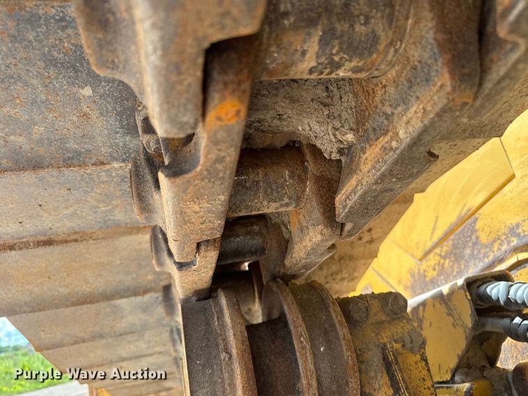 image for item ED1484 2014 Caterpillar D6T LGP dozer