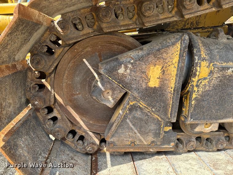 image for item ED1484 2014 Caterpillar D6T LGP dozer