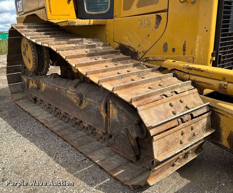 image for item ED1484 2014 Caterpillar D6T LGP dozer