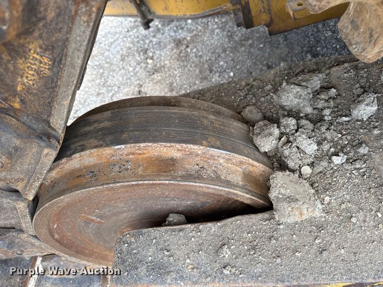 image for item ED1484 2014 Caterpillar D6T LGP dozer