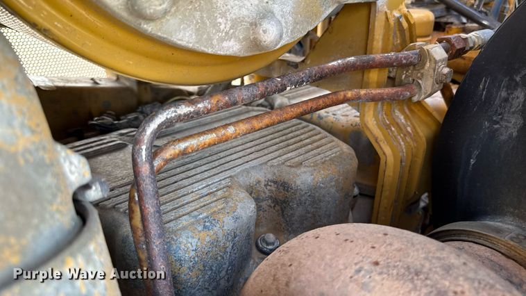 image for item ED1485 2004 Caterpillar D8R dozer