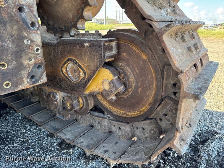 image for item ED1485 2004 Caterpillar D8R dozer