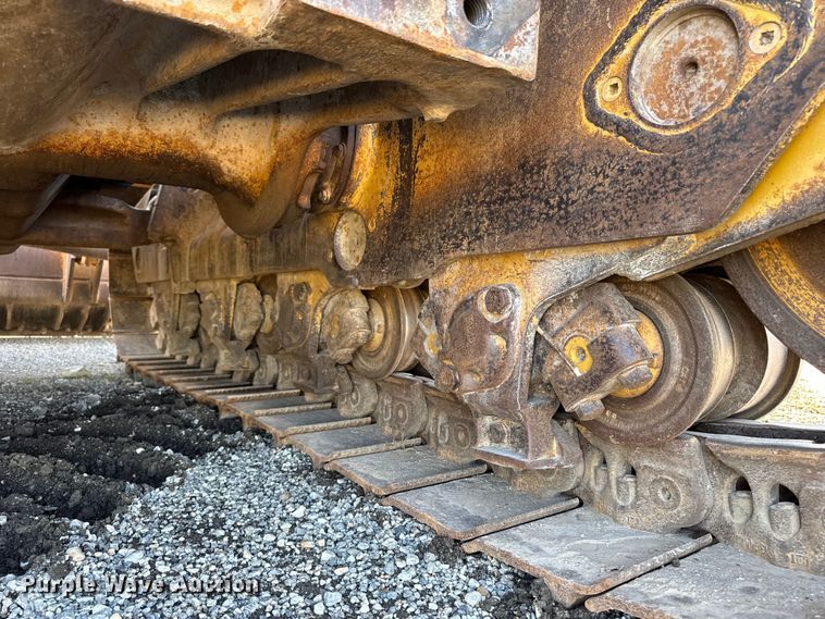 image for item ED1485 2004 Caterpillar D8R dozer