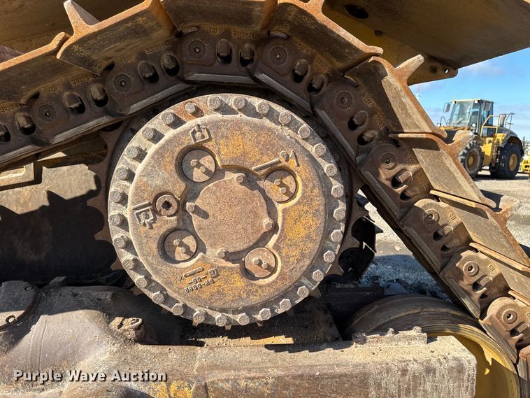 image for item ED1485 2004 Caterpillar D8R dozer