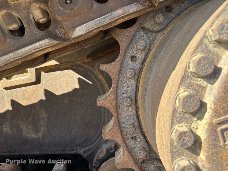 image for item ED1485 2004 Caterpillar D8R dozer