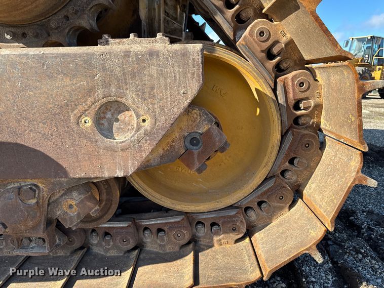 image for item ED1485 2004 Caterpillar D8R dozer