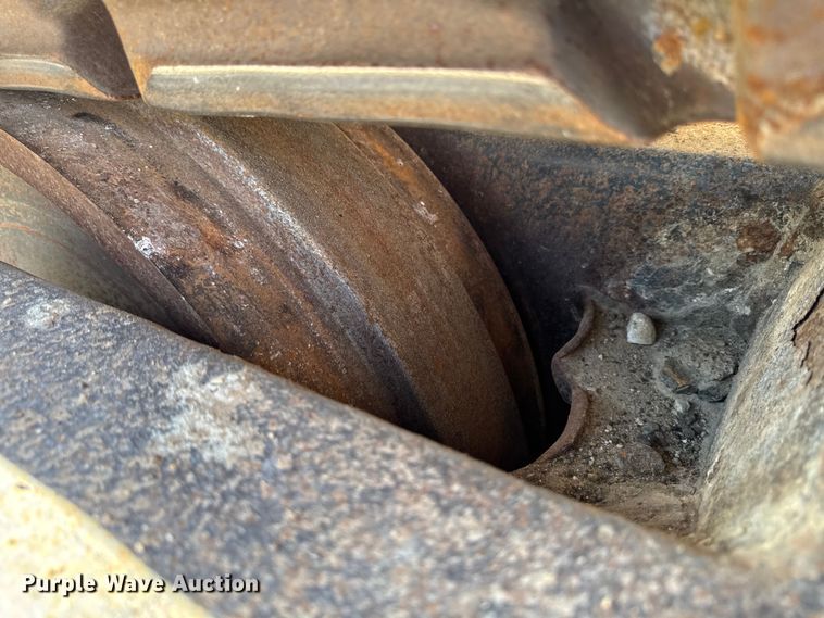 image for item ED1485 2004 Caterpillar D8R dozer