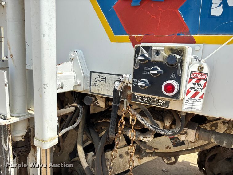 image for item ED2180 2003 Roadtec RX500-4 milling machine