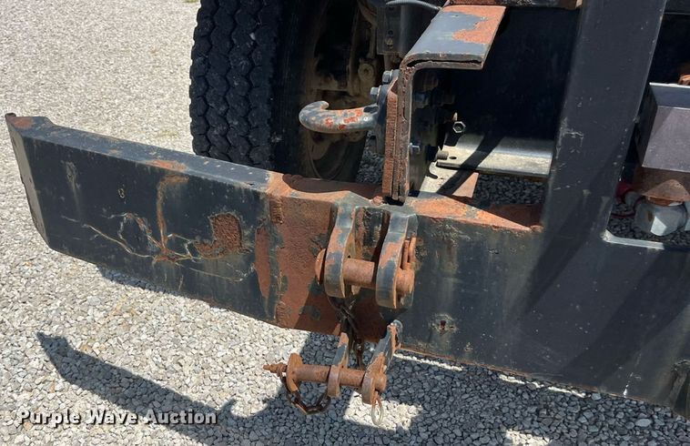 image for item ED2191 2002 International 2554 dump truck