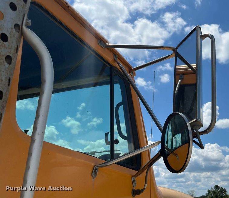 image for item ED2191 2002 International 2554 dump truck