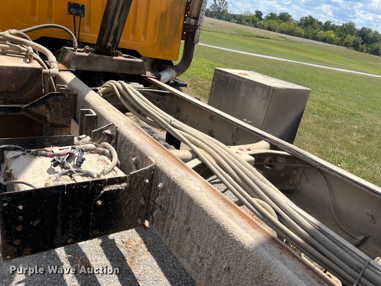 image for item ED2191 2002 International 2554 dump truck