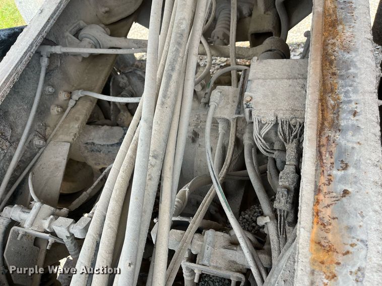 image for item ED2191 2002 International 2554 dump truck