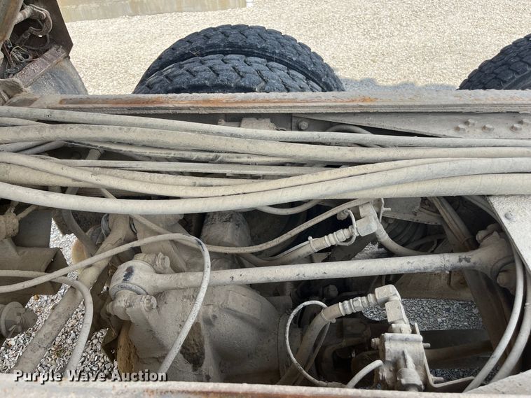 image for item ED2191 2002 International 2554 dump truck