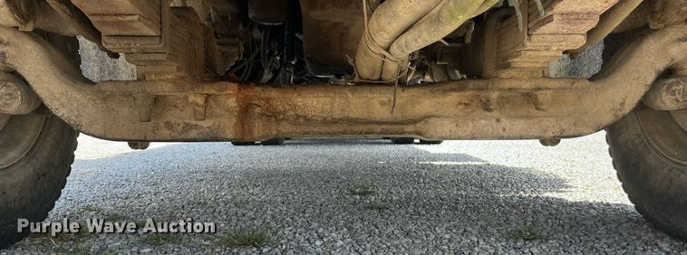 image for item ED2191 2002 International 2554 dump truck