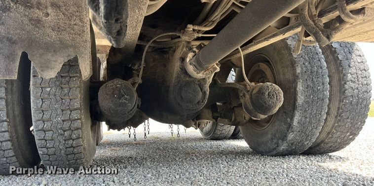 image for item ED2191 2002 International 2554 dump truck