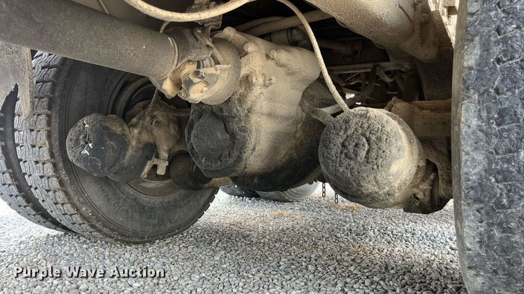 image for item ED2191 2002 International 2554 dump truck