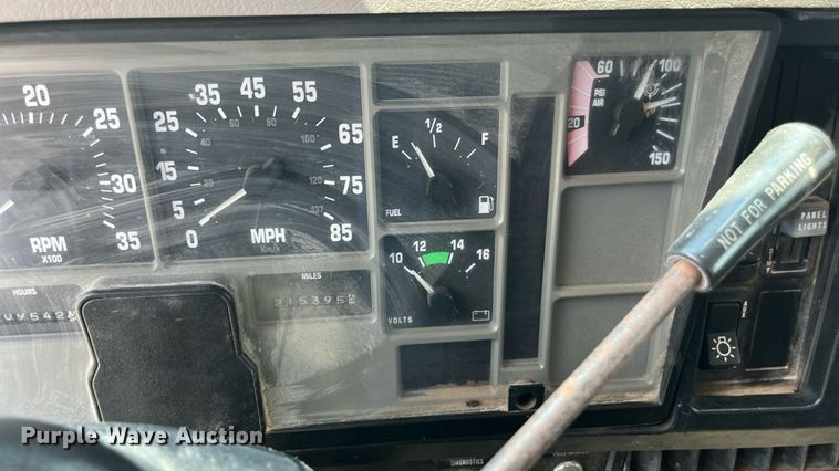 image for item ED2191 2002 International 2554 dump truck