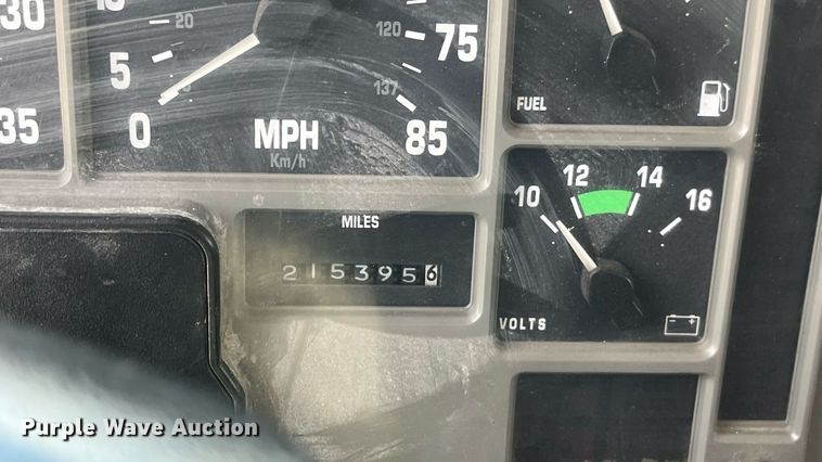 image for item ED2191 2002 International 2554 dump truck