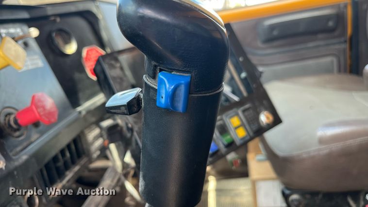 image for item ED2191 2002 International 2554 dump truck