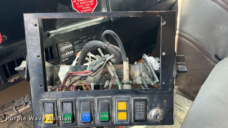 image for item ED2191 2002 International 2554 dump truck