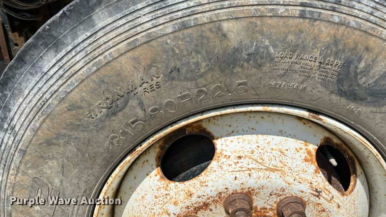 image for item ED2191 2002 International 2554 dump truck