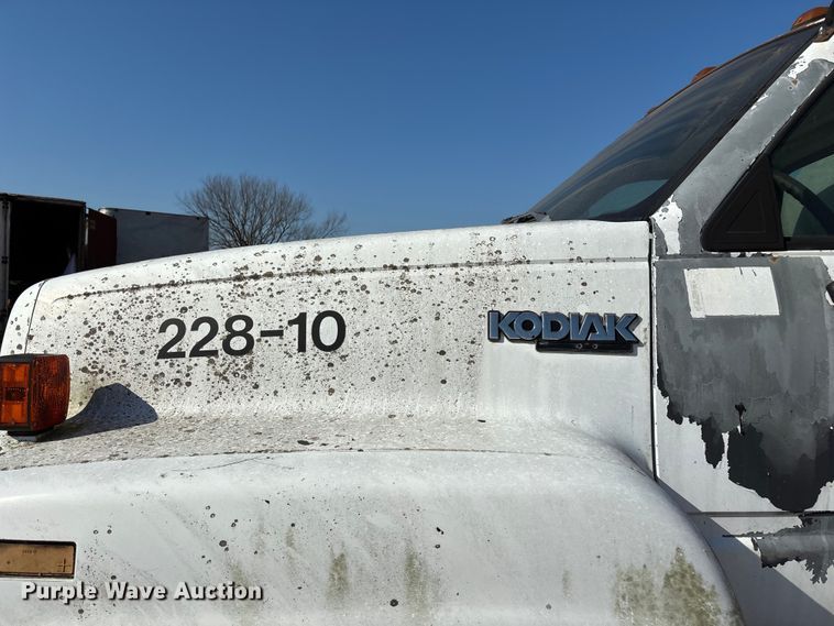 image for item ED2198 1994 Chevrolet Kodiak C6500 tack distributor truck