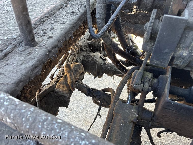 image for item ED2198 1994 Chevrolet Kodiak C6500 tack distributor truck