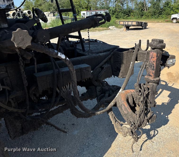 image for item ED2198 1994 Chevrolet Kodiak C6500 tack distributor truck