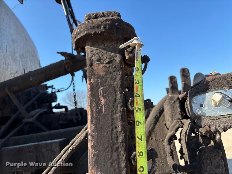 image for item ED2198 1994 Chevrolet Kodiak C6500 tack distributor truck