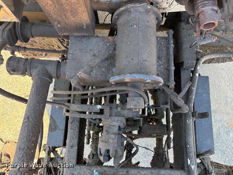 image for item ED2198 1994 Chevrolet Kodiak C6500 tack distributor truck