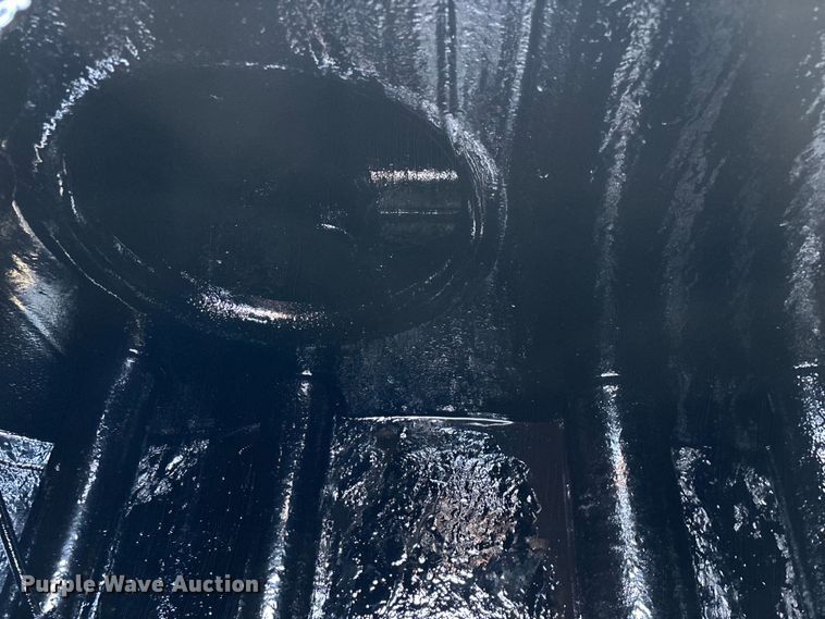 image for item ED2198 1994 Chevrolet Kodiak C6500 tack distributor truck