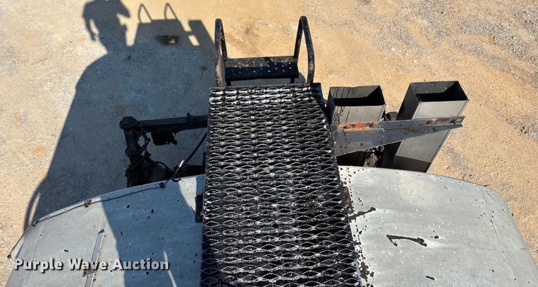 image for item ED2198 1994 Chevrolet Kodiak C6500 tack distributor truck