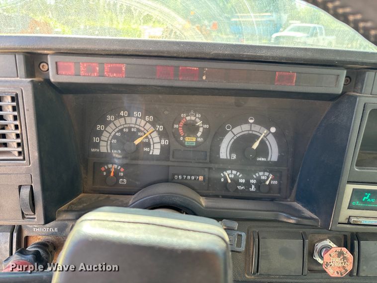 image for item ED2198 1994 Chevrolet Kodiak C6500 tack distributor truck