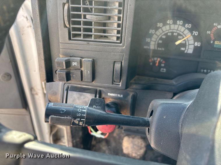 image for item ED2198 1994 Chevrolet Kodiak C6500 tack distributor truck