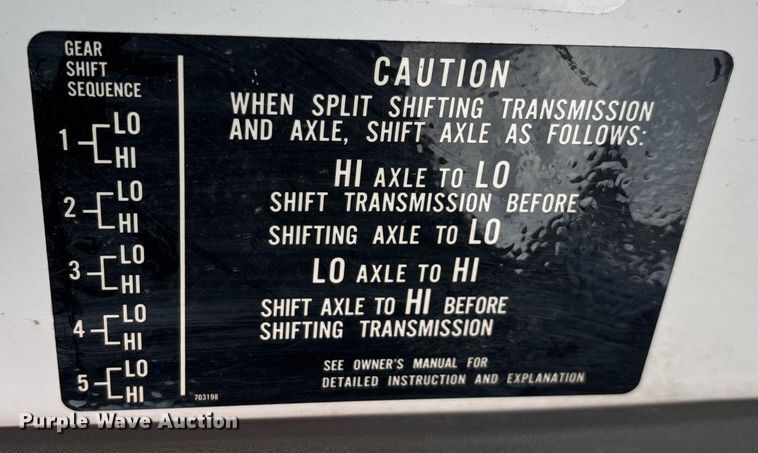 image for item ED2198 1994 Chevrolet Kodiak C6500 tack distributor truck