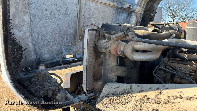 image for item ED2198 1994 Chevrolet Kodiak C6500 tack distributor truck