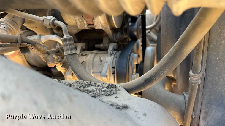 image for item ED2198 1994 Chevrolet Kodiak C6500 tack distributor truck