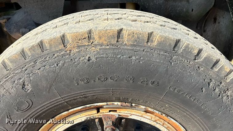 image for item ED2198 1994 Chevrolet Kodiak C6500 tack distributor truck