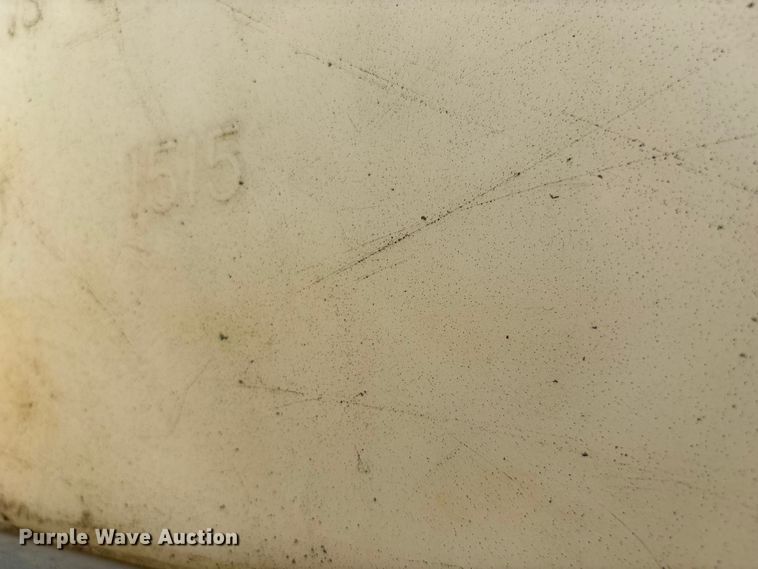 image for item ED2199 1995 International 4700 flatbed truck