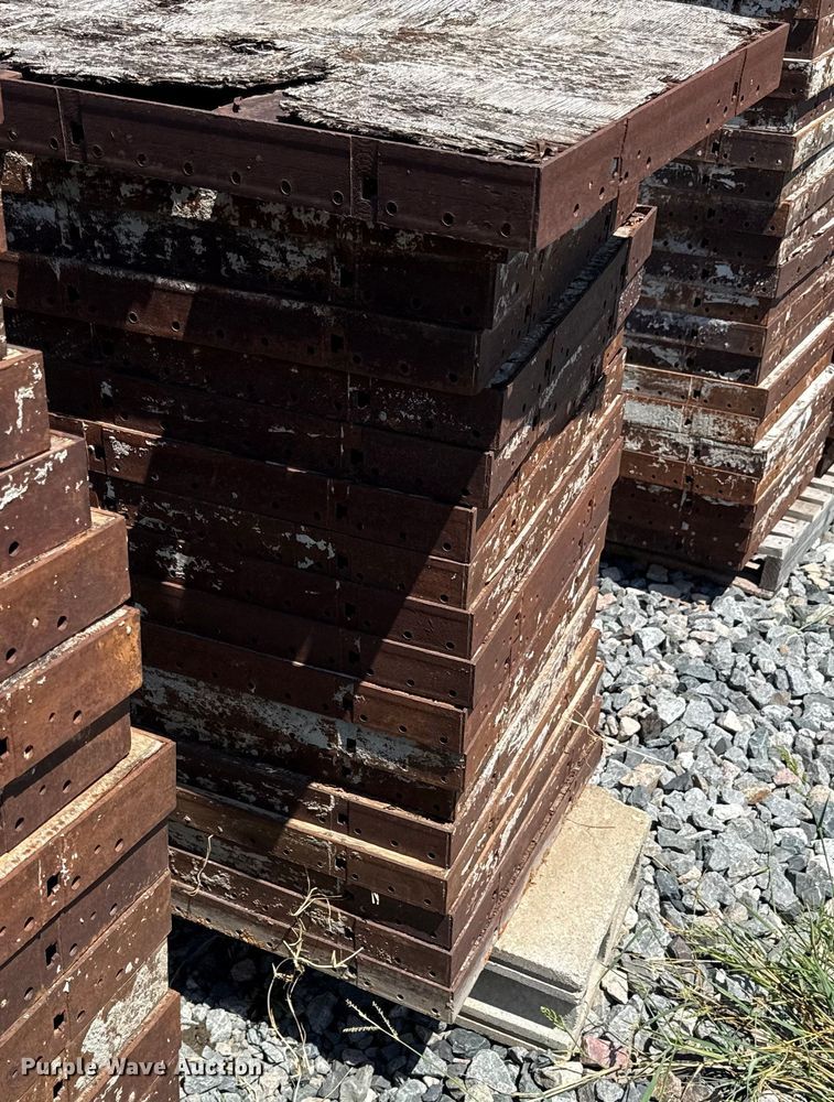 image for item ED4466 Concrete forms