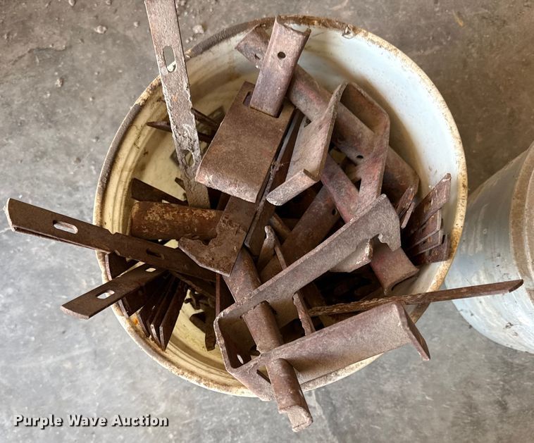 image for item ED4466 Concrete forms