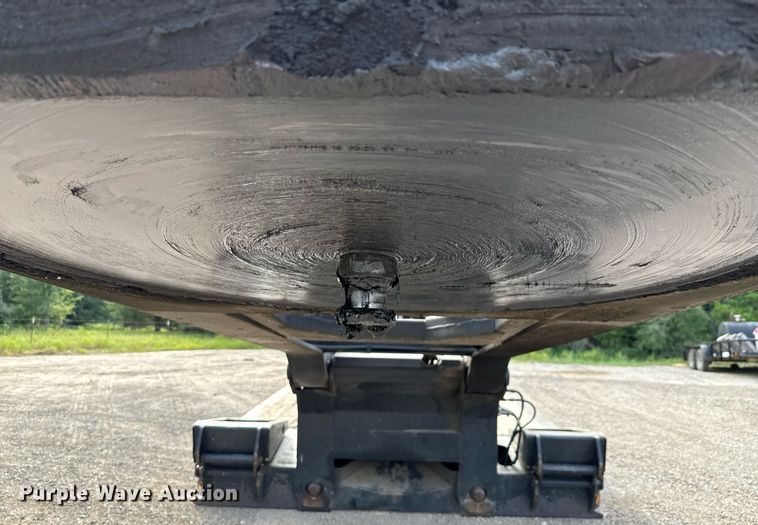 image for item ED5760 2004 Eager Beaver 350SL/GS lowboy equipment trailer