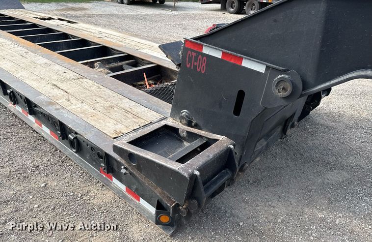 image for item ED5760 2004 Eager Beaver 350SL/GS lowboy equipment trailer