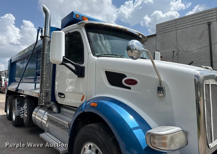 image for item ED5818 2019 Peterbilt 567 dump truck