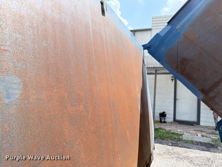 image for item ED5818 2019 Peterbilt 567 dump truck