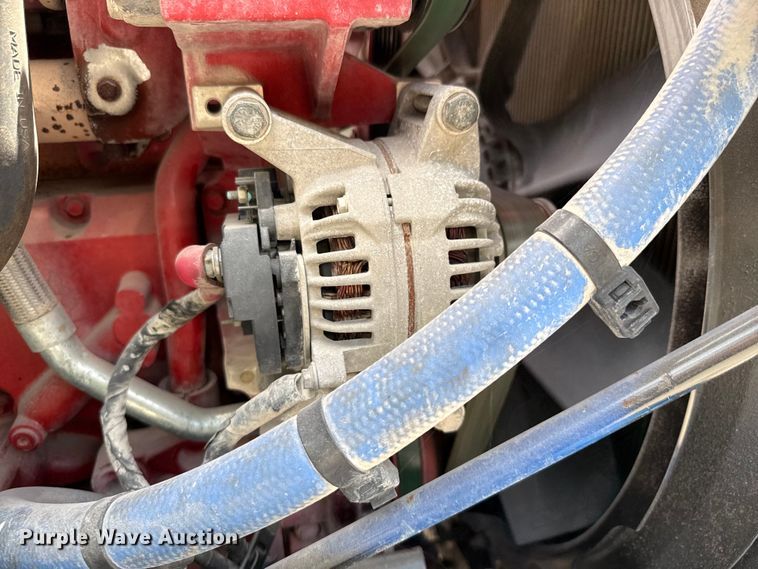 image for item ED5818 2019 Peterbilt 567 dump truck