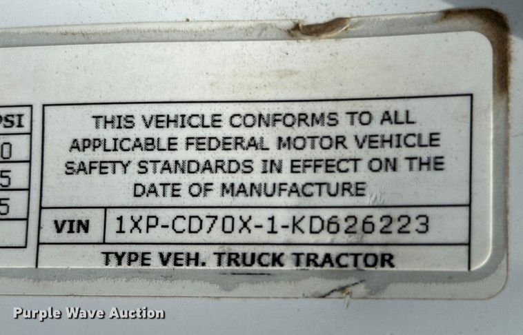 image for item ED5818 2019 Peterbilt 567 dump truck